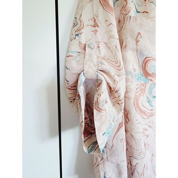 Torrid Harper 1 Shirt Top Roll Tab Sleeve Lightweight Peach Aqua Blouse 1X - Picture 3 of 7